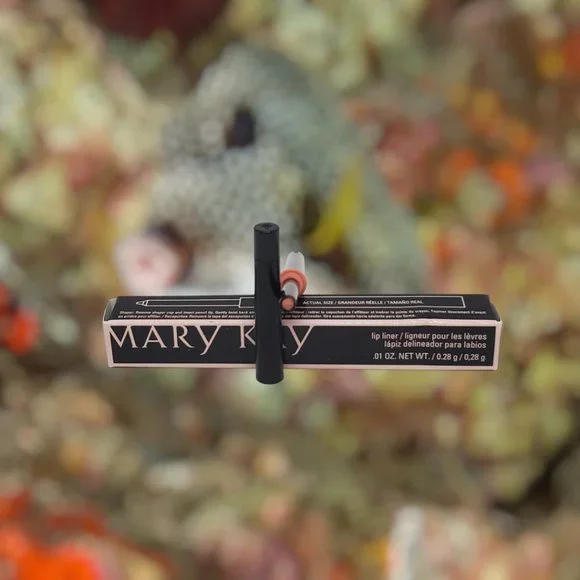 Coral Lip Liner - Mary Kay - Recently Discontinued - Picture 4 of 6